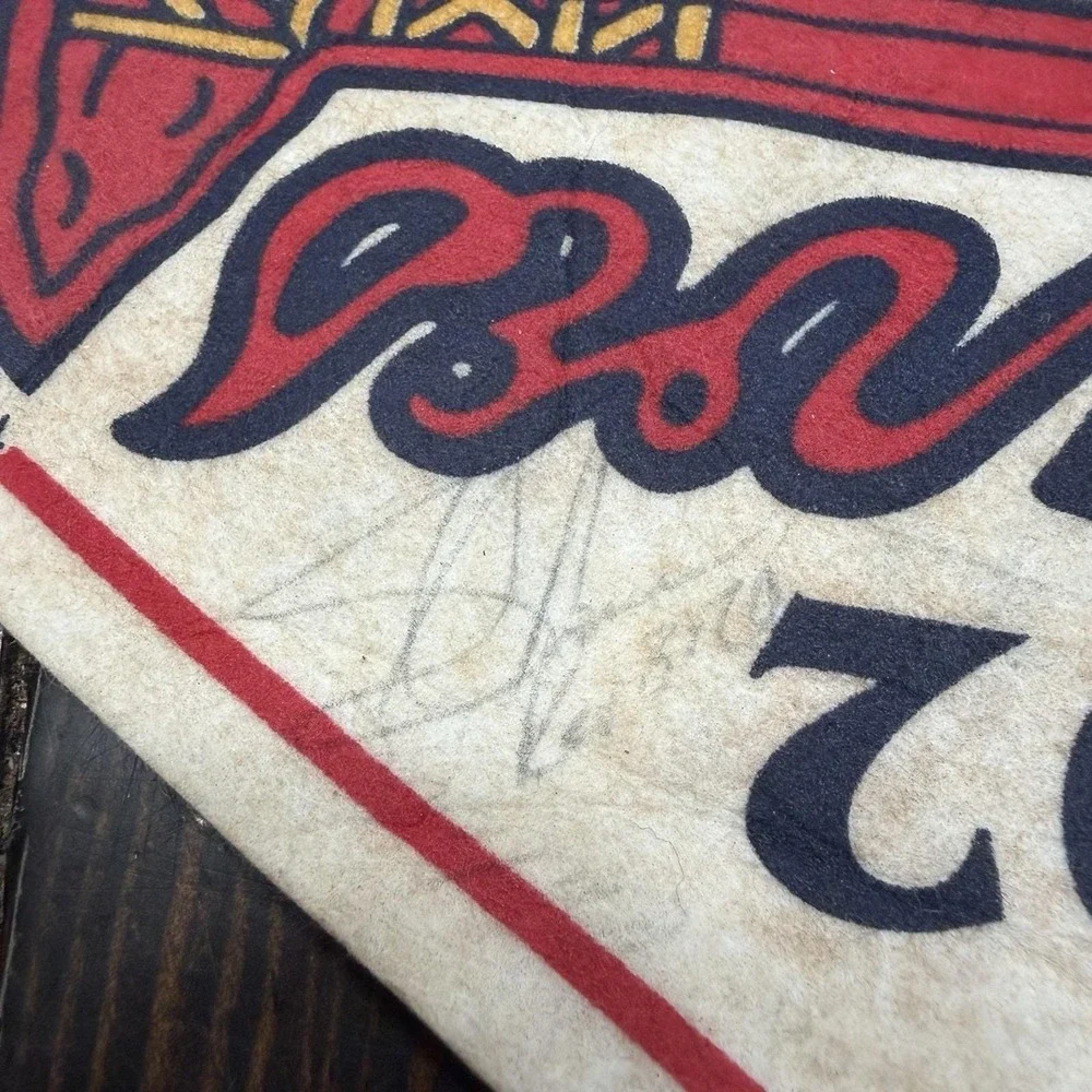 Vintage 1991-1992 Atlanta Braves NL Champions Pennant Signed World Series Felt